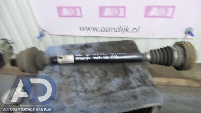 Gebruikte Steekas links-achter Audi A6 Avant Quattro (C6) 3.0 TDI V6 24V Prijs € 49,99 Margeregeling aangeboden door Autodemontage Aandijk