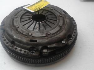 Gebruikte Vliegwiel Volkswagen Passat Variant (3C5) 2.0 TDI 140 Prijs € 199,00 Margeregeling aangeboden door Wessel Parts & Service B.V.