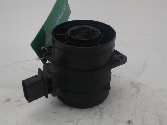 Gebruikte Luchthoeveelheidsmeter Volkswagen Crafter 2.5 TDI 30/35/50 Prijs € 51,45 Margeregeling aangeboden door Wessel Parts & Service B.V.