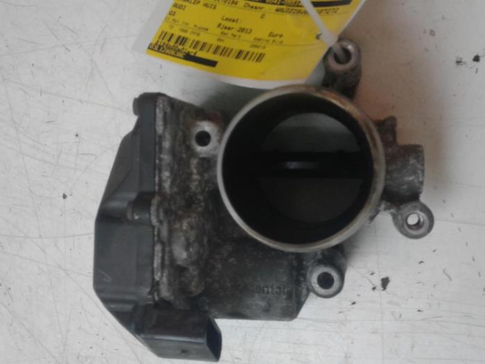 Gebruikte Gasklephuis Audi Q3 (8UB/8UG) 2.0 TDI 16V 140 Prijs € 78,75 Margeregeling aangeboden door Wessel Parts & Service B.V.
