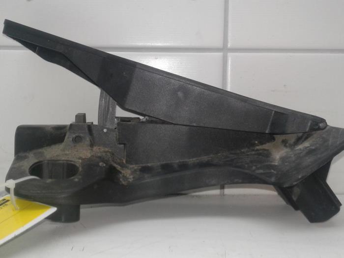 Gebruikte Gaspedaalpositie Sensor Volkswagen Touran (1T3) Prijs € 61,95 Margeregeling aangeboden door Wessel Parts & Service B.V.