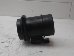 Gebruikte Luchthoeveelheidsmeter Mercedes Citan (415.7) 1.5 111 CDI Kombi Prijs € 75,00 Margeregeling aangeboden door Wessel Parts & Service B.V.