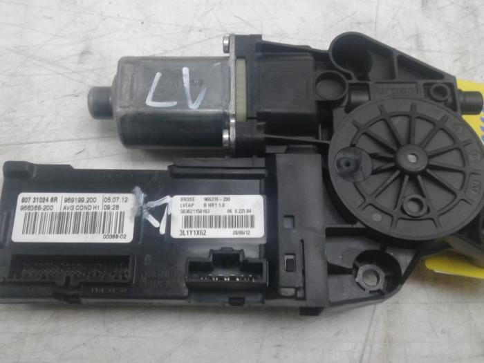 RENAULT Megane 3 generation (2008-2020) Front Right Door Window Control Motor 807310246R 14722949