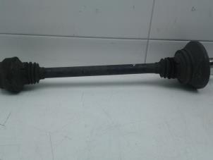 Gebruikte Steekas links-achter Mercedes S (222.0/222.1) 3.0 S-350 BlueTEC, S-350d 24V Prijs € 299,00 Margeregeling aangeboden door Wessel Parts & Service B.V.