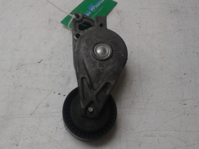 Gebruikte Spanrol Multiriem Volkswagen Transporter T5 1.9 TDi Prijs € 47,25 Margeregeling aangeboden door Wessel Parts & Service B.V.