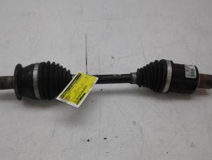 Gebruikte Aandrijfas links-voor Cadillac CTS III 2.0 16V Turbo CTS4 Prijs € 75,00 Margeregeling aangeboden door Wessel Parts & Service B.V.