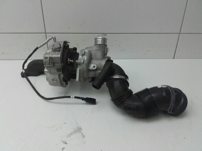 VOLKSWAGEN Passat B8 (2014-2023) Turbocompresseur 04L253010T 14597248