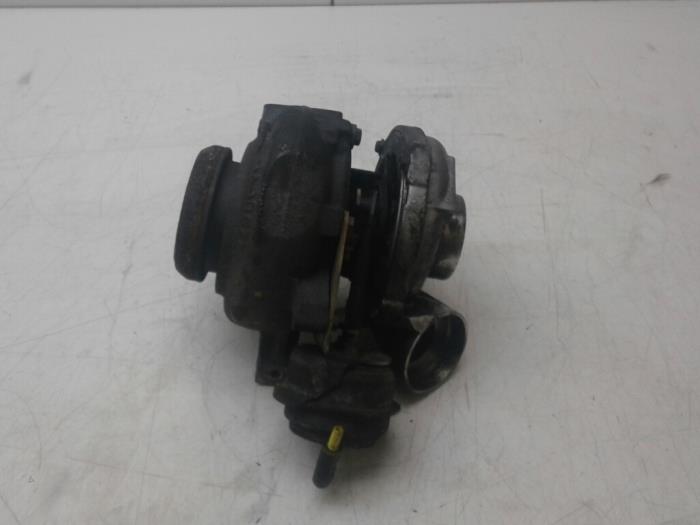 Gebruikte Turbo Mercedes C Combi (S203) 2.7 C-270 CDI 20V Prijs € 236,25 Margeregeling aangeboden door Wessel Parts & Service B.V.