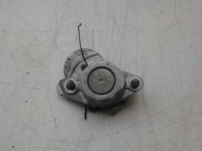 Gebruikte Spanrol Multiriem Skoda Octavia (5EAA) 1.4 TSI 16V G-TEC Prijs € 40,95 Margeregeling aangeboden door Wessel Parts & Service B.V.