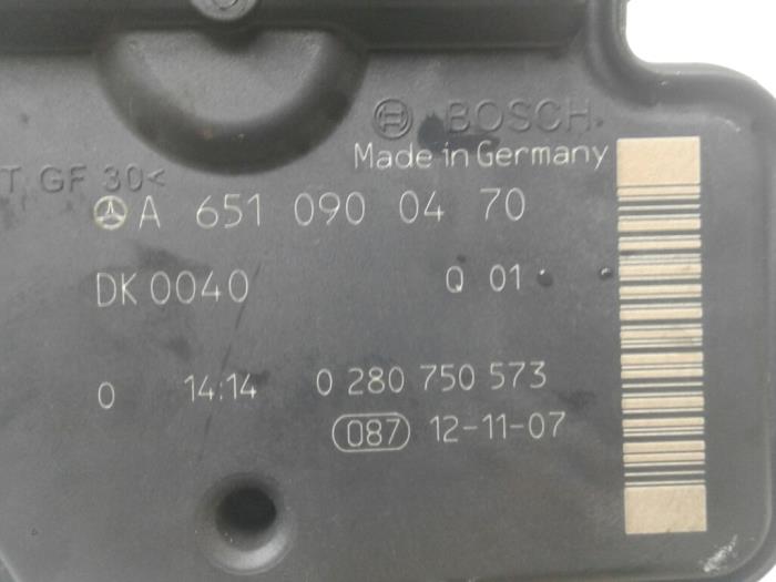 Gasklephuis van een Mercedes-Benz SLK (R172) 2.1 250 CDI, 250d 16V 2012