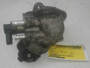 Gebruikte Dieselpomp Volkswagen Crafter 2.0 TDI 16V Prijs € 189,00 Margeregeling aangeboden door Wessel Parts & Service B.V.