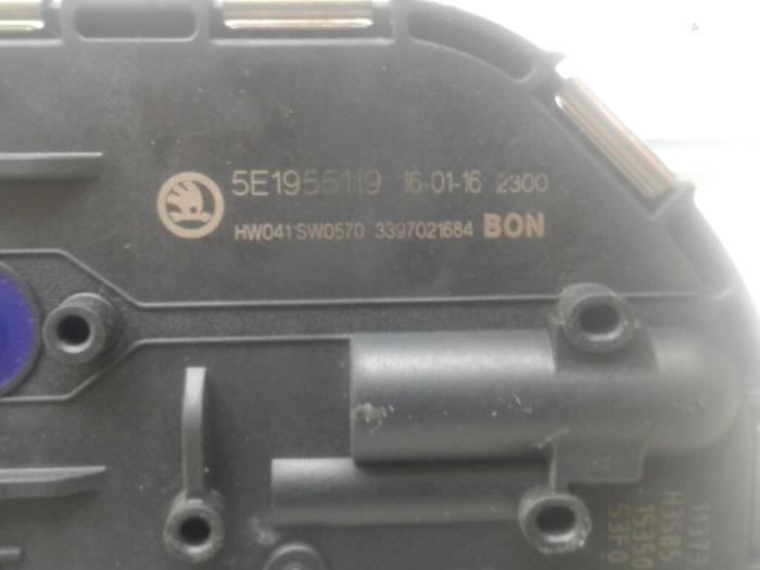 SKODA Octavia 3 generation (2013-2020) Motor mecanism ștergător parbriz față 5E1955023A 17227287