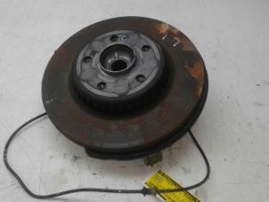 Gebruikte Asschenkel links-achter Mercedes C (W205) C-220 2.2 CDI BlueTEC, C-220 d 16V Prijs € 199,00 Margeregeling aangeboden door Wessel Parts & Service B.V.