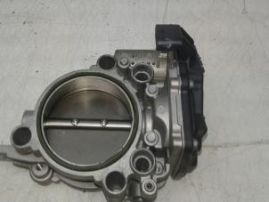 Gebruikte Gasklephuis BMW 3 serie (F30) 330i 2.0 16V Prijs € 99,00 Margeregeling aangeboden door Wessel Parts & Service B.V.