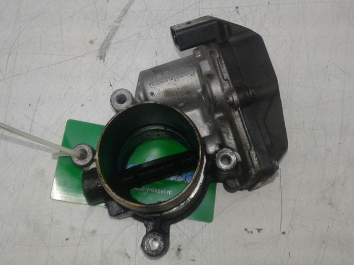 Gebruikte Gasklephuis Volkswagen Scirocco (137/13AD) 2.0 TDI 16V Prijs € 51,45 Margeregeling aangeboden door Wessel Parts & Service B.V.