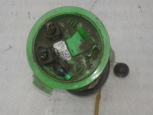 Gebruikte Tank element Pomp Volkswagen Golf VII (AUA) 2.0 R 4Motion 16V Prijs € 89,00 Margeregeling aangeboden door Wessel Parts & Service B.V.