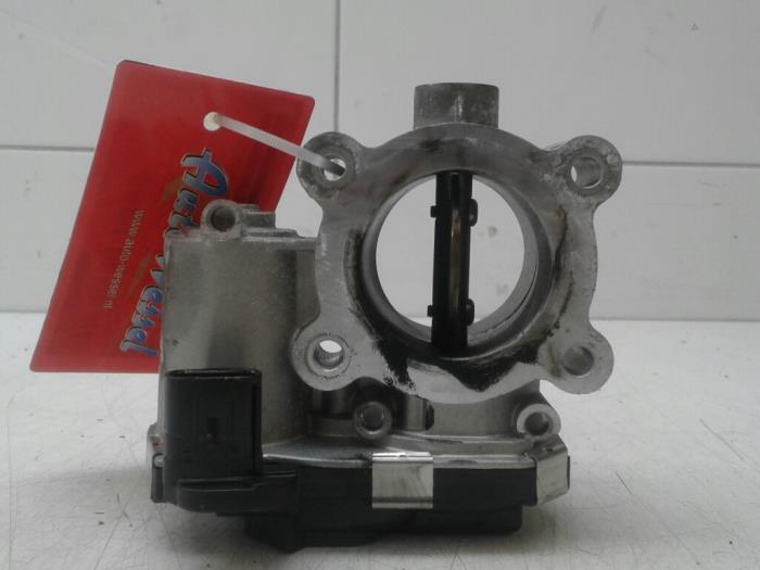 Gebruikte Gasklephuis Opel Insignia Grand Sport 2.0 CDTI 16V Prijs € 82,95 Margeregeling aangeboden door Wessel Parts & Service B.V.