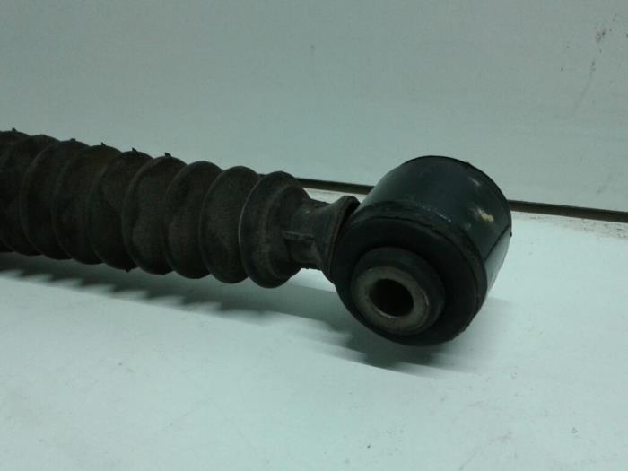 Rear shock absorber, right - fb35ddb0-84cd-4fa8-808d-efb6731d6e05.jpg