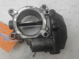 Gebruikte Gasklephuis Mercedes Sprinter 3t (906.61) 215 CDI 16V Prijs € 119,00 Margeregeling aangeboden door Wessel Parts & Service B.V.