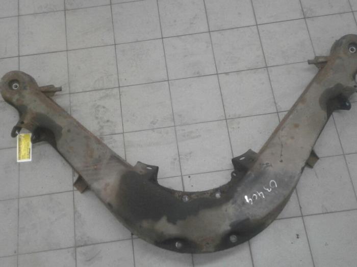 Gebruikte Subframe Mercedes SEC (C126) 500 SEC Prijs € 313,95 Margeregeling aangeboden door Wessel Parts & Service B.V.