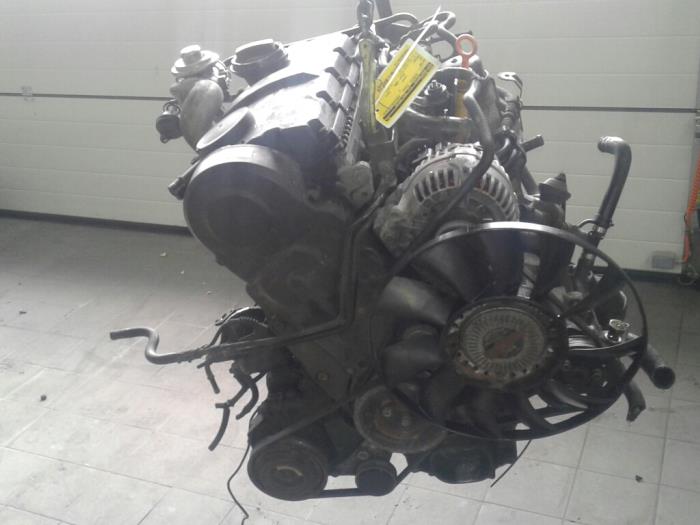 Gebruikte Motor Volkswagen Passat Variant (3B5) 1.9 TDI 115 Prijs € 838,95 Margeregeling aangeboden door Wessel Parts & Service B.V.
