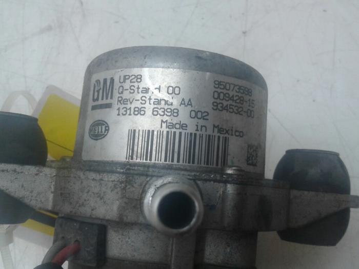 OPEL Mokka 1 generation (2012-2015) Vacuum Pump 95073598 14598090