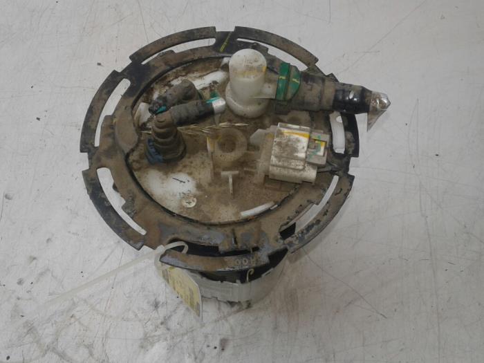 Gebruikte Tank element Pomp Opel Mokka/Mokka X 1.6 16V EcoFlex 4x2 Prijs € 89,25 Margeregeling aangeboden door Wessel Parts & Service B.V.