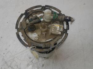 Gebruikte Tank element Pomp Opel Mokka/Mokka X 1.6 16V EcoFlex 4x2 Prijs € 85,00 Margeregeling aangeboden door Wessel Parts & Service B.V.