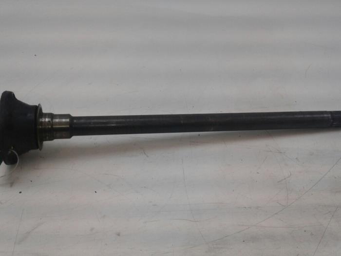 Gebruikte Aandrijfas rechts-voor Volkswagen Touareg (7LA/7L6) Prijs € 36,75 Margeregeling aangeboden door Wessel Parts & Service B.V.