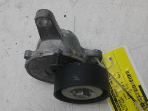 Gebruikte Spanrol Multiriem Audi A3 Sportback (8VA/8VF) 1.6 TDI 16V Prijs € 50,00 Margeregeling aangeboden door Wessel Parts & Service B.V.