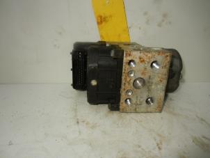 Gebruikte ABS Pomp Renault Megane Prijs € 39,00 Margeregeling aangeboden door Wessel Parts & Service B.V.