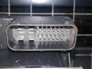 Gebruikte ABS Pomp Renault Master Prijs € 79,00 Margeregeling aangeboden door Wessel Parts & Service B.V.