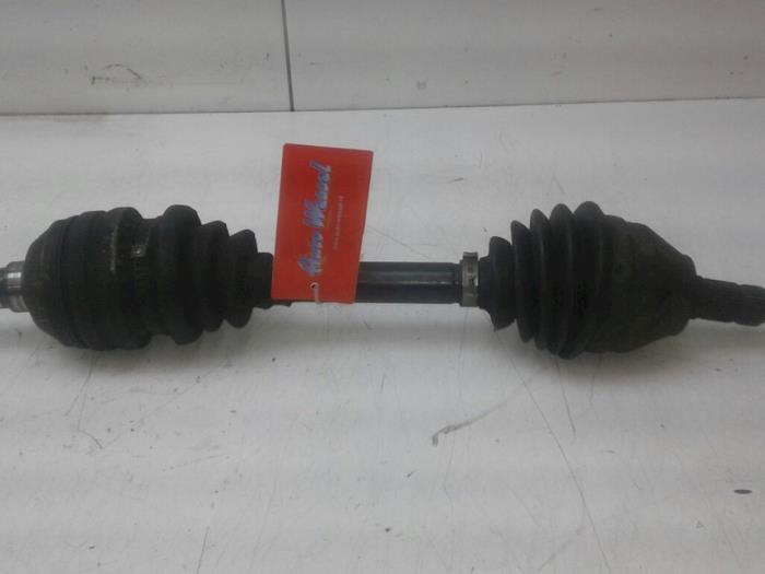 Gebruikte Steekas links-voor Opel Astra H SW (L35) 1.3 CDTI 16V Ecotec Prijs € 42,00 Margeregeling aangeboden door Wessel Parts & Service B.V.
