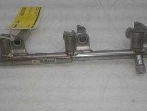 Gebruikte Common rail (Injectie) Jaguar XF (X260) 3.0 V6 S Supercharger 24V AWD Prijs € 125,00 Margeregeling aangeboden door Wessel Parts & Service B.V.