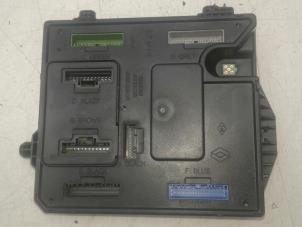 Gebruikte Computer Body Control Renault Megane III Grandtour (KZ) 1.6 Energy dCi 130 Prijs € 95,00 Margeregeling aangeboden door Wessel Parts & Service B.V.