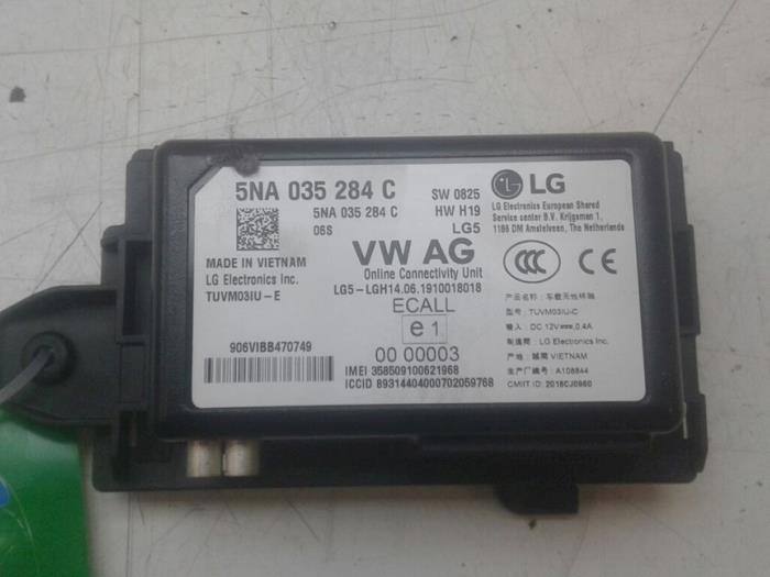 Computer Diversen van een Volkswagen Golf VII (AUA) 2.0 TDI 16V 2019