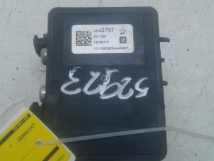 Gebruikte ABS Pomp Opel Insignia 2.0 CDTI 16V 140 ecoFLEX Prijs € 199,00 Margeregeling aangeboden door Wessel Parts & Service B.V.