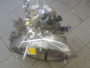 Gebruikte Versnellingsbak Opel Insignia 2.0 CDTI 16V 140 ecoFLEX Prijs € 549,00 Margeregeling aangeboden door Wessel Parts & Service B.V.