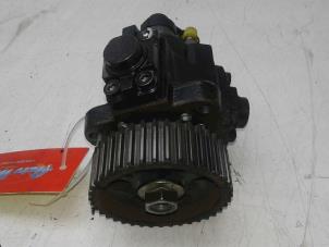 Gebruikte Dieselpomp Opel Insignia Country Tourer Mk.I 2.0 CDTI 16V Prijs € 225,00 Margeregeling aangeboden door Wessel Parts & Service B.V.