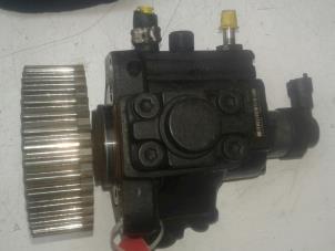 Gebruikte Dieselpomp Opel Insignia 2.0 CDTI 16V 163 Ecotec Prijs € 225,00 Margeregeling aangeboden door Wessel Parts & Service B.V.