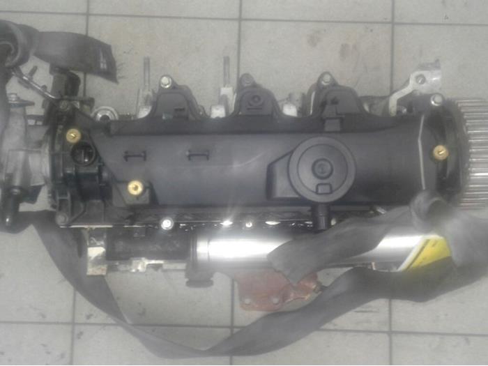 Gebruikte Cilinderkop Renault Megane III Berline (BZ) 1.5 dCi 90 Prijs op aanvraag aangeboden door Wessel Parts & Service B.V.