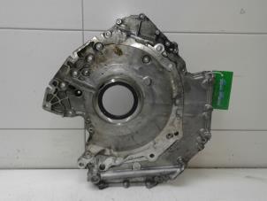 Gebruikte Distributiedeksel Audi A8 (D4) 3.0 TDI V6 24V Quattro Prijs € 49,00 Margeregeling aangeboden door Wessel Parts & Service B.V.