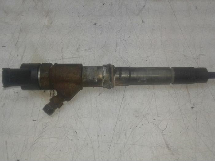 IVECO Daily 4 generation (2006-2011) Fuel Injector 0445110273 15209812