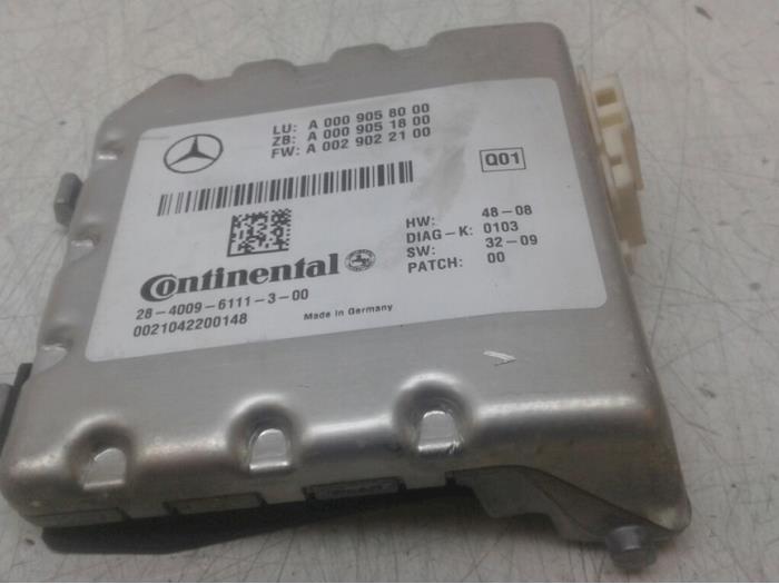 MERCEDES-BENZ E-Class W212/S212/C207/A207 (2009-2016) Etukamera 0009058000 14603619