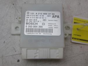 Gebruikte PDC Module Mercedes E (C207) E-200 CGI 16V BlueEfficiency Prijs € 79,00 Margeregeling aangeboden door Wessel Parts & Service B.V.