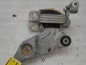 Gebruikte Motorrubber Mercedes Vito Mixto (447.7) 1.6 109 CDI 16V Prijs € 79,00 Margeregeling aangeboden door Wessel Parts & Service B.V.