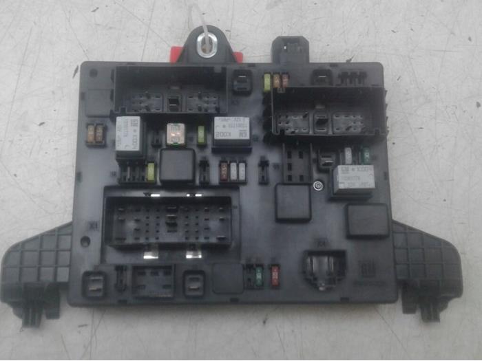 OPEL Zafira C (2012-2016) Boîte à fusibles 13449202 14598520