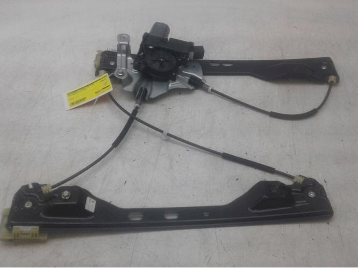 OPEL Zafira C (2012-2016) Regulator de geam ușă stânga față 13260137 14723416