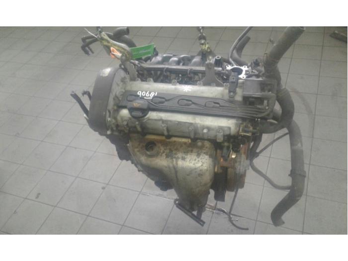 Gebruikte Motor Volkswagen Golf IV (1J1) 1.4 16V Prijs op aanvraag aangeboden door Wessel Parts & Service B.V.