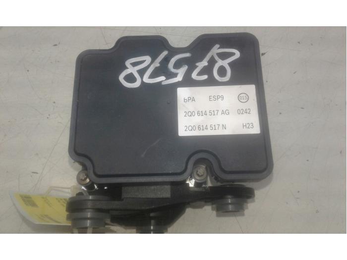 VOLKSWAGEN Polo 6 generation (2017-2024) ABS pumppu 2Q0614517AG 14598553